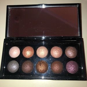 Sephora Moonshadow baked palette
